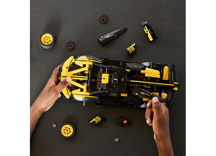 asamblare LEGO Technic Bolid Bugatti