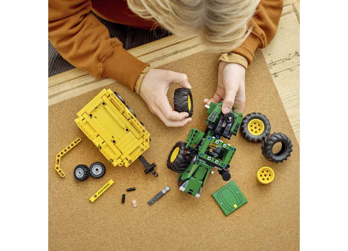 asamblare Tractor John Deere LEGO Technic