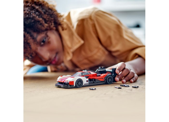 masina LEGO Porsche 963 Speed Champions