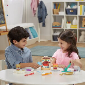 PLAY-DOH SET DENTISTUL CU ACCESORII SI DINTI COLORATI - imagine 4