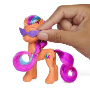 MY LITTLE PONY SUNNY STARSCOUT PE SCOOTER SET FIGURINA SI 4 ACCESORII - imagine 5